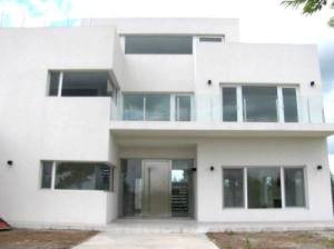 s_MLA_v_O_f_2561056518_042012