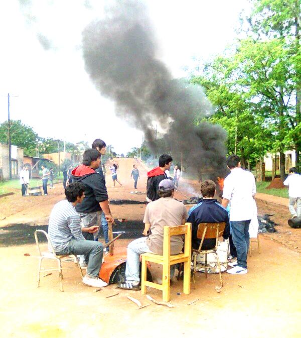 431593_356386241117410_1645770720_n