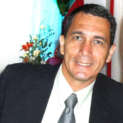 387023_3762265255960_162760989_n