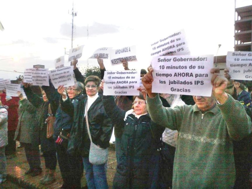 944690_4834458904174_94973023_n