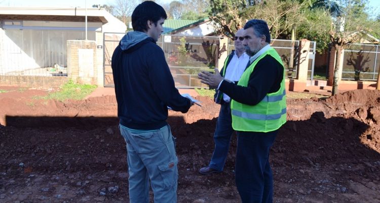 Controlan obras en calles de Villa Kleiven que dejaron a vecinos sin poder salir de sus&nbsp;casas