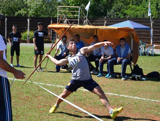 Formador olímpico dará una capacitación gratuita sobre lanzamiento de jabalina en el Ian&nbsp;Barney