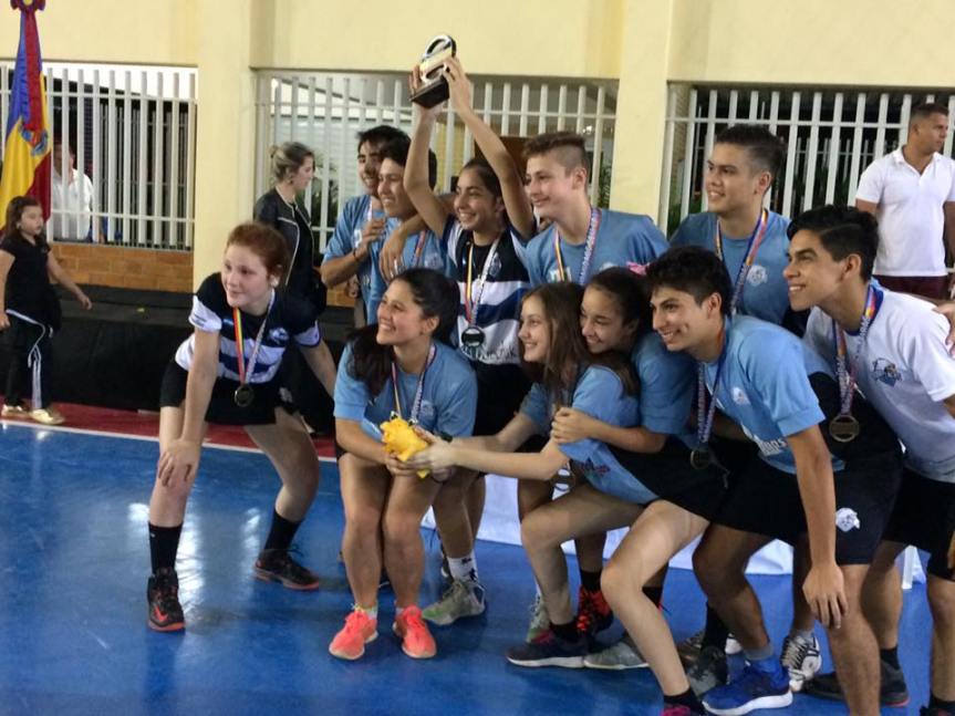 thumbnail_Korfball (3)