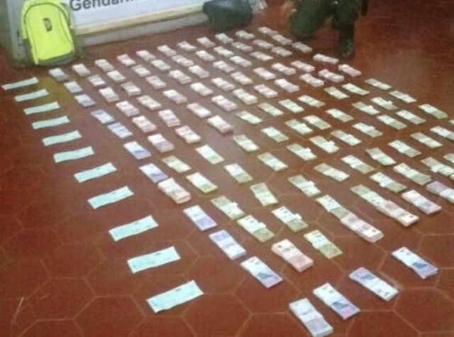 Incautaron 1.250.000 pesos argentinos y 191.788 pesos en cheques de un misionero en la ruta&nbsp;14