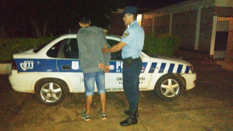 Joven armado con un cuchillo fue detenido por ocasionar disturbios en barrio&nbsp;Oeste