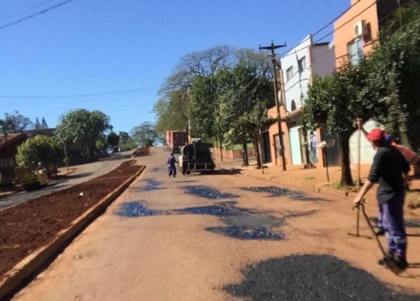Realizan tareas de bacheos en avenida&nbsp;Italia