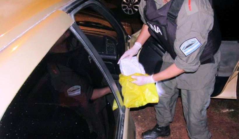 Llevaba una bolsa con dos kilos de cocaína entre sus&nbsp;piernas