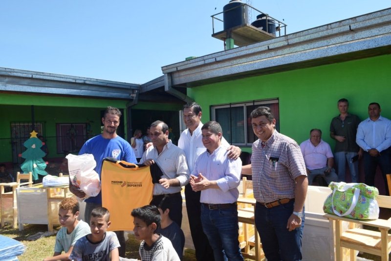 Inauguraron cuenca porcina y lechera; IPS entregó créditos por $1.300.000 a jubilados y pensionados de Campo Grande, Oberá, Campo Viera y&nbsp;Alem