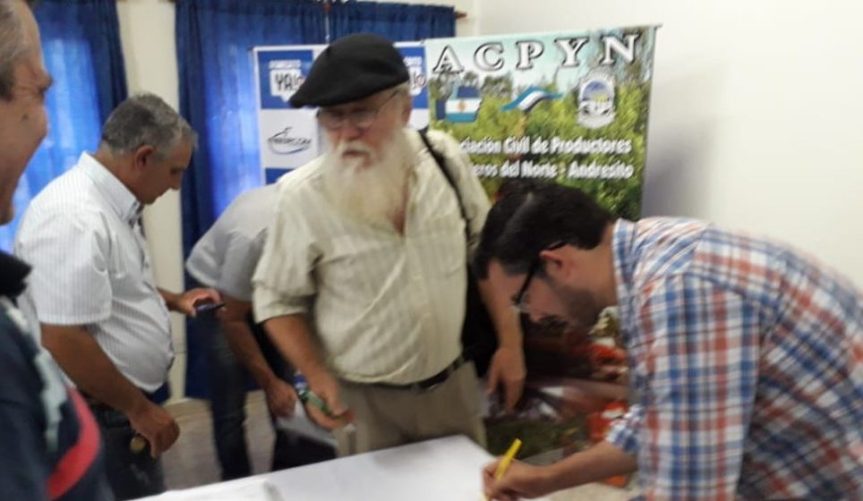 APAM insiste con el precio a USD 0,50 para no «seguir regalando la yerba a Las Marías y a los grandes&nbsp;empresarios”