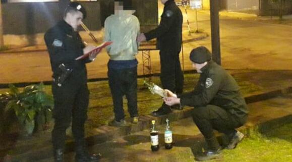 Borracho detenido por molestar a vecinos en Villa&nbsp;Ghunter