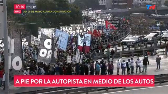 Caos total en CABA: Movimientos sociales coparon la 25 de&nbsp;mayo