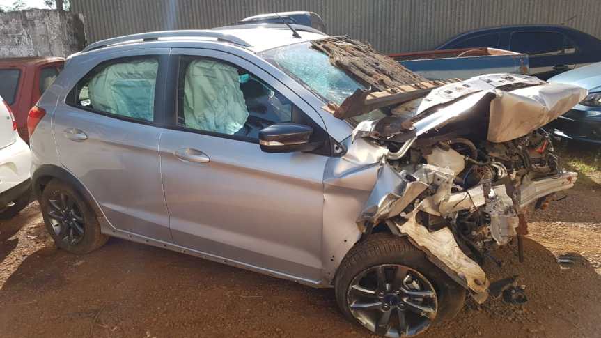 Menor de 16 años robó un auto, se dio a la fuga, despistó y terminó gravemente&nbsp;herido