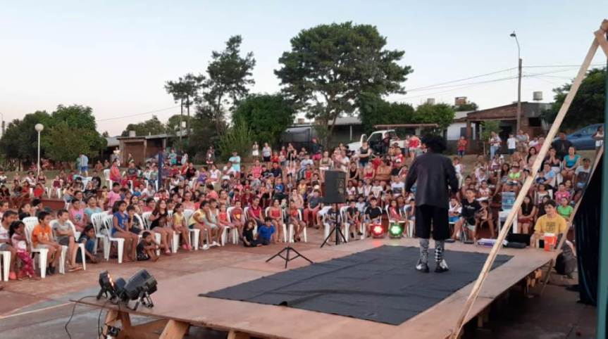 «El Circo en tu barrio» inició con gran éxito, hoy estará en&nbsp;Cristen