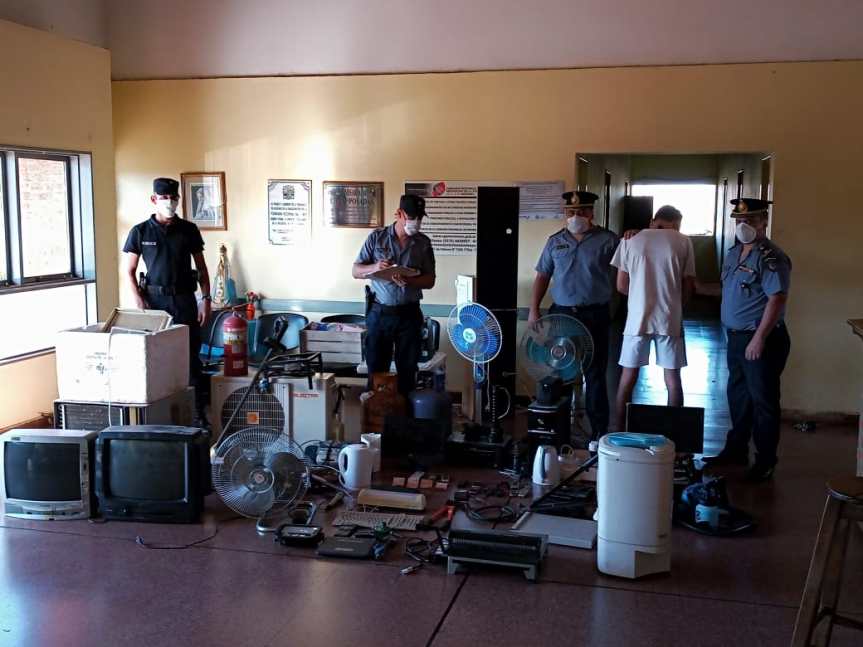 La Policía desmanteló un “aguantadero” y detuvo al delincuente que quiso esconderse bajo la&nbsp;cama