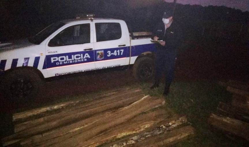 Sorprendieron a un sujeto aserrando madera&nbsp;ajena