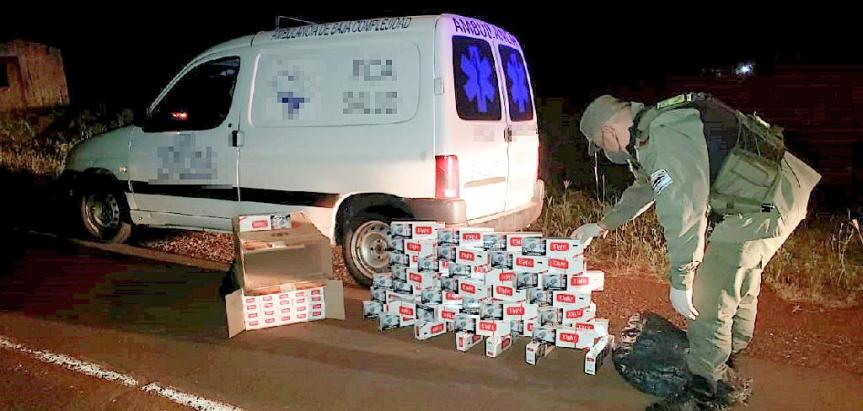 Transportaban cigarrillos de contrabando en una&nbsp;ambulancia