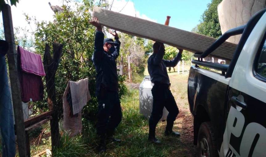Detuvieron a su hijo por robarle todos los muebles y&nbsp;materiales