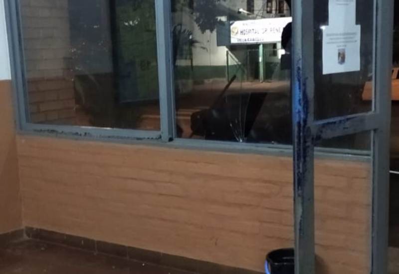 Intentó robar una casa, fue sorprendido y atacó a policías con un&nbsp;cuchillo