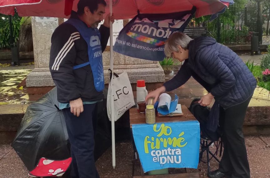 CTA junta un millón de firmas contra el mega DNU de Milei: «pretende desmontar masivamente derechos&nbsp;logrados»