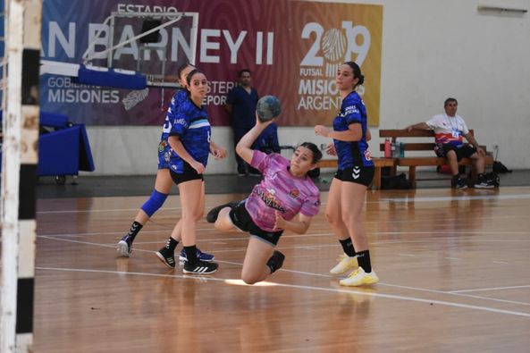 AEMO campeón de handball&nbsp;femenino