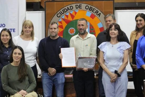 Entregaron distinción a Lucas Vogel, finalista del Global Teacher Prize&nbsp;2025