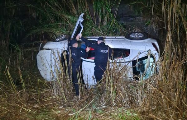 Perdió el control en la ruta 14 y terminó&nbsp;volcado