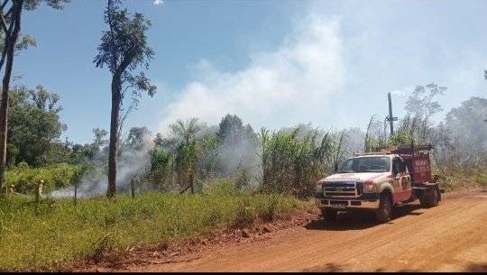 Sofocaron incendio de malezas en la zona del&nbsp;Aeroclub