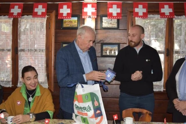 Hassan se reunió con el embajador de Suiza: «Fue un encuentro&nbsp;enriquecedor»