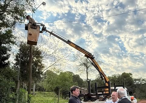 La CELO colocó 6 luminarias leds en el barrio&nbsp;Ecológico