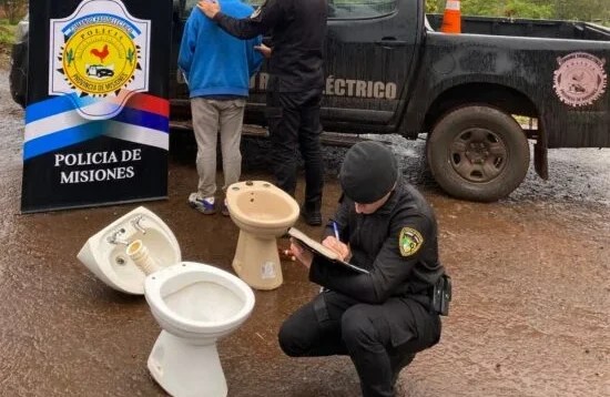 Fue detenido por robar y vender un inodoro, un bidet y una&nbsp;bacha