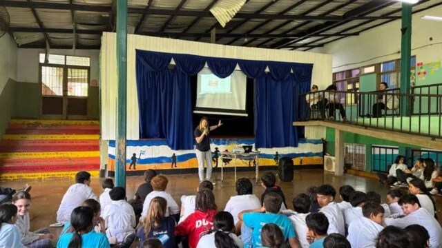 Charla sobre gestión de las emociones en la Escuela Nº&nbsp;667