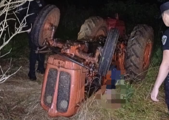 Un hombre murió aplastado por su&nbsp;tractor