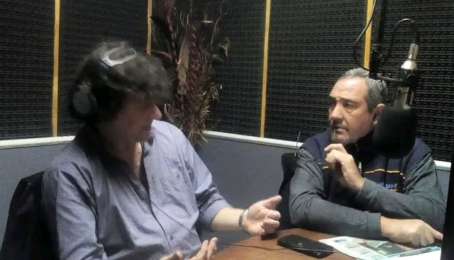 DICE EL MICRÓFONO QUE SE SIENTE&nbsp;SOLO