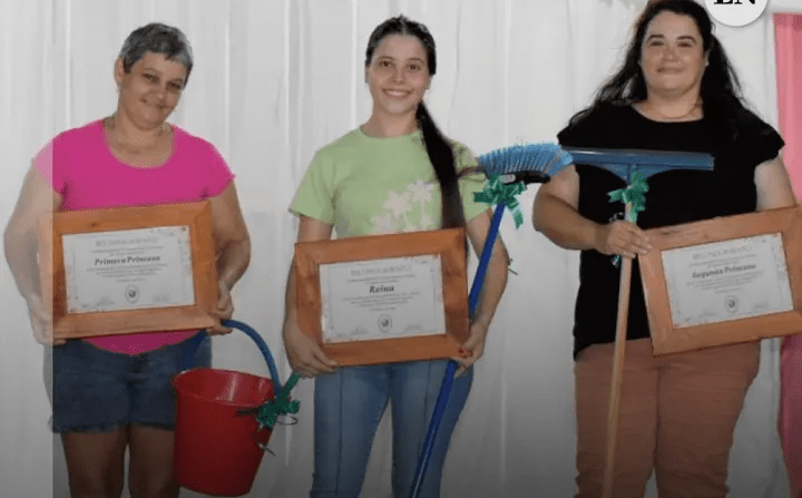 Regalaron escobas y baldes por el Día de la&nbsp;Mujer