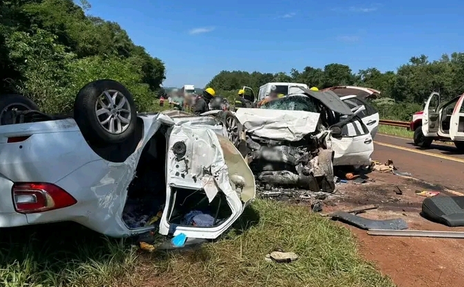 Una mujer fallecida y varios heridos en un&nbsp;choque