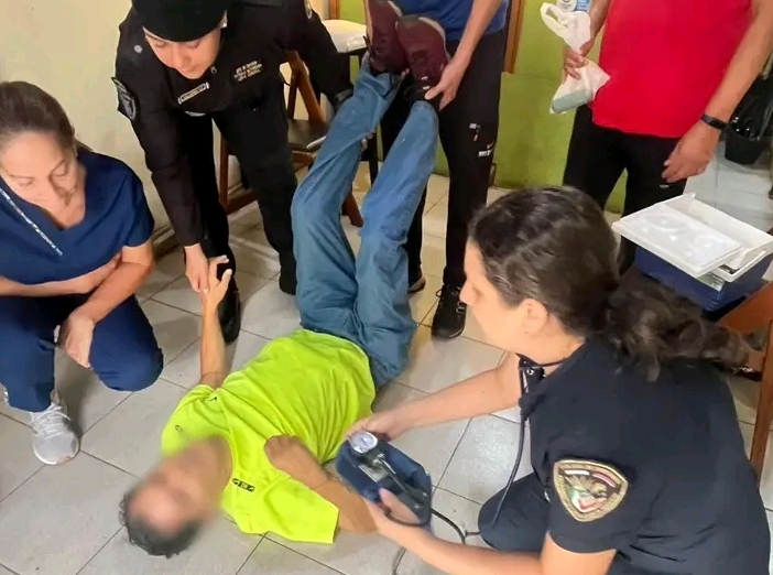 Asistieron a un no vidente tras descompensarse en un&nbsp;comercio