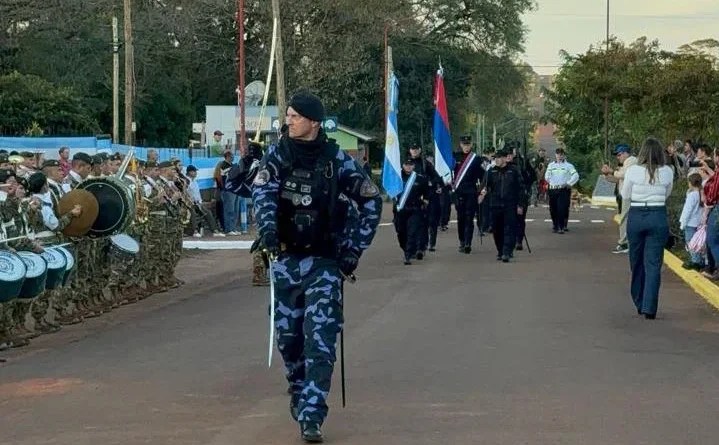 General Alvear celebró su 80° aniversario con acto, reconocimientos y desfile cívico&nbsp;militar