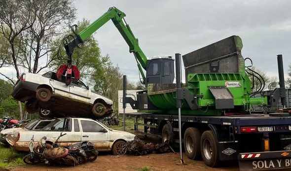 Avanza la compactación de vehículos en&nbsp;Oberá
